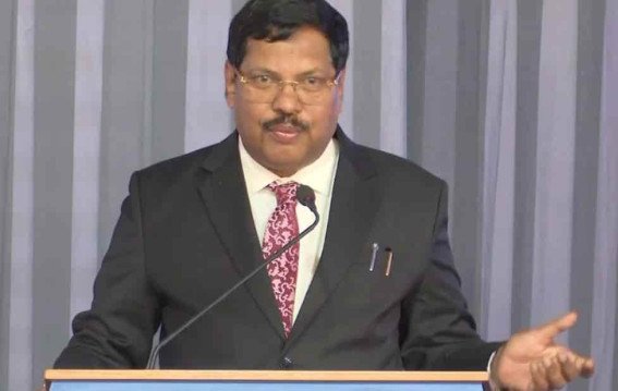 Lawyer Throws Shoe at